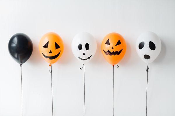 Halloween-Deko selber basteln: Kreative Ideen für ein gruseliges Fest